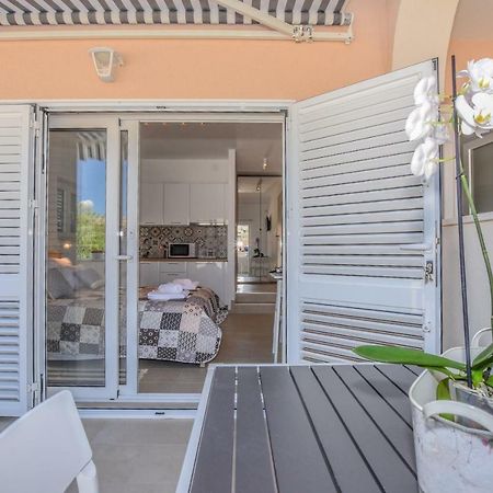 Villa Magena - Luxury Apartments In Pag Center Pag Town Exterior foto
